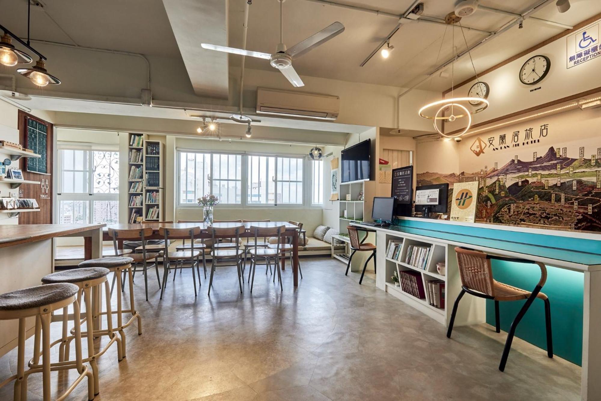 安蘭居旅店 An Lan Jie Hotel Kota Chiayi Bagian luar foto
